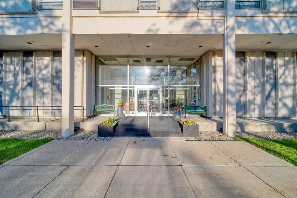 715 W Michigan Avenue #404 Jackson City, MI 49201
