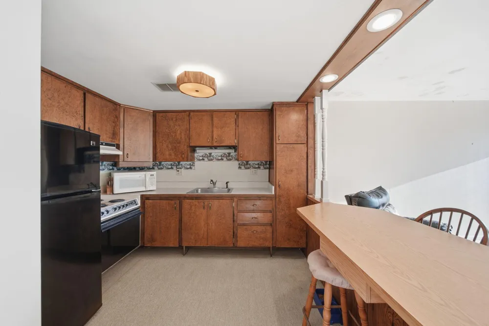 715 W Michigan Avenue #404 Jackson City, MI 49201