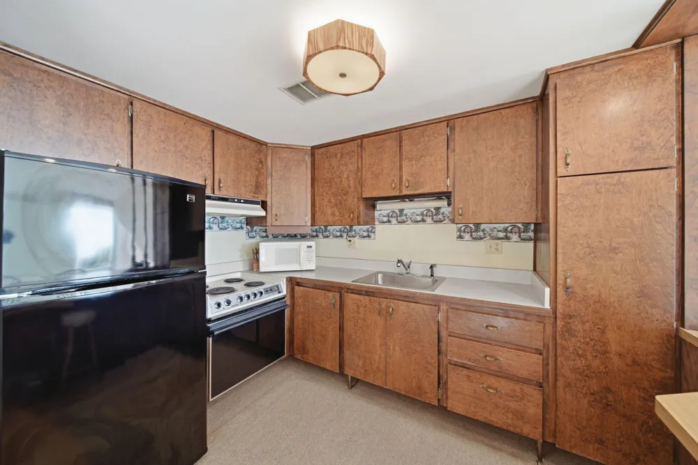 715 W Michigan Avenue #404 Jackson City, MI 49201