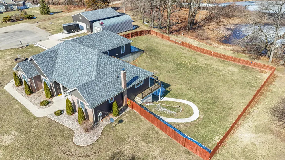 17700 Brad Lane Lockport Township, MI 49093