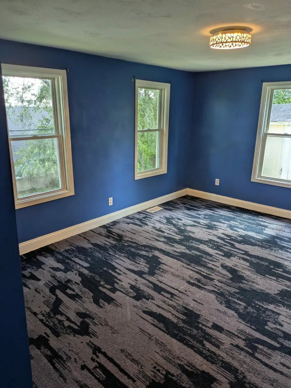 2232 Hoyle Avenue NW Walker City, MI 49544