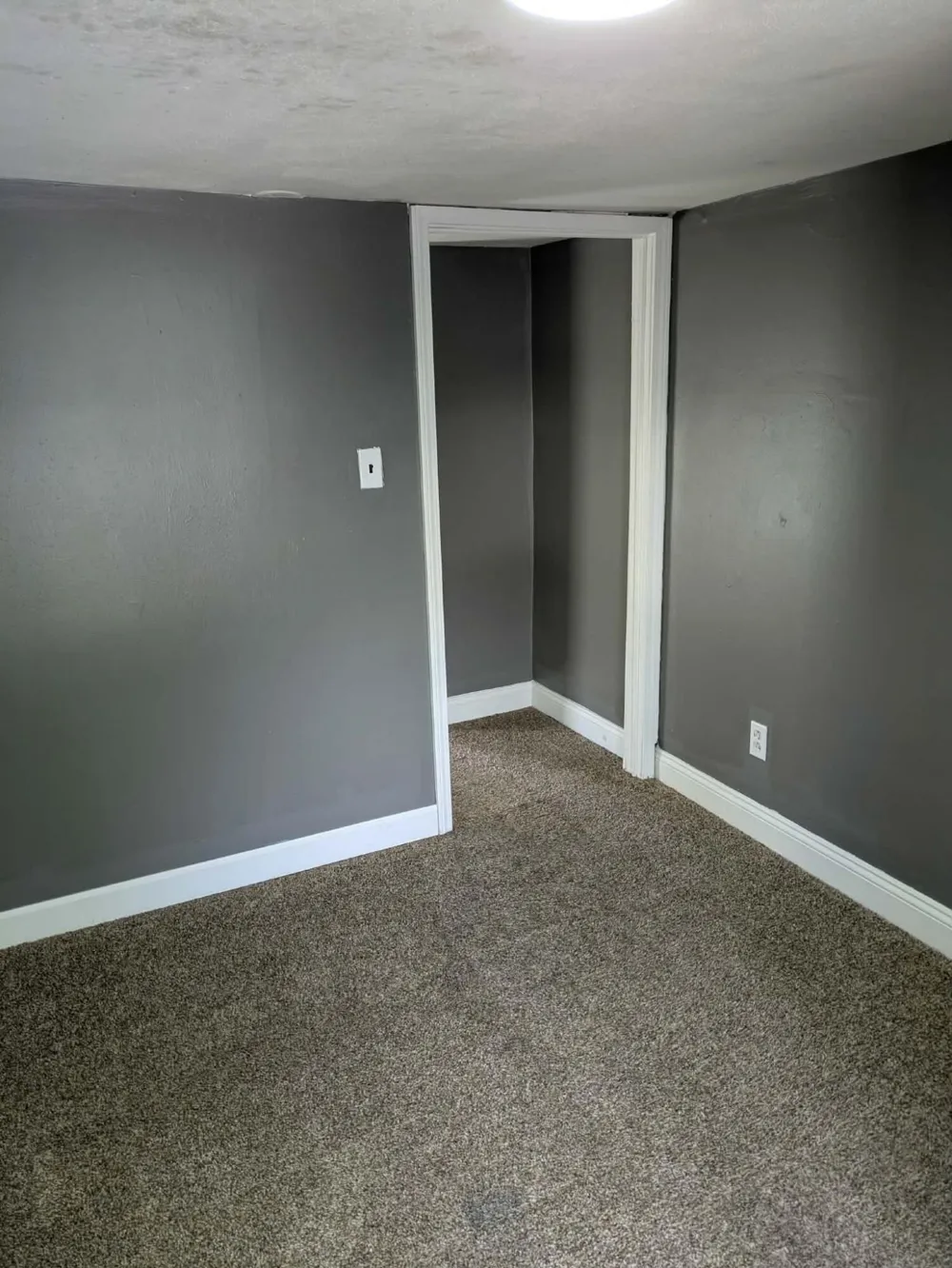 2232 Hoyle Avenue NW Walker City, MI 49544