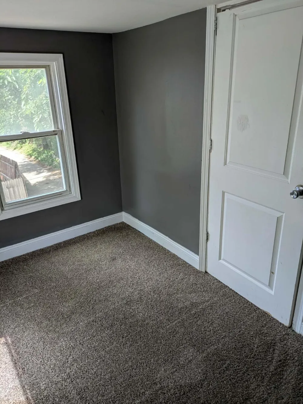 2232 Hoyle Avenue NW Walker City, MI 49544