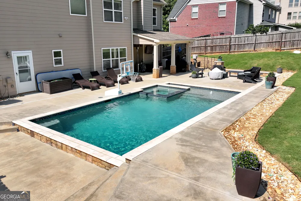 5303 Timber Wild LN Buford, GA 30518