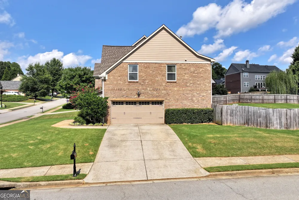 5303 Timber Wild LN Buford, GA 30518