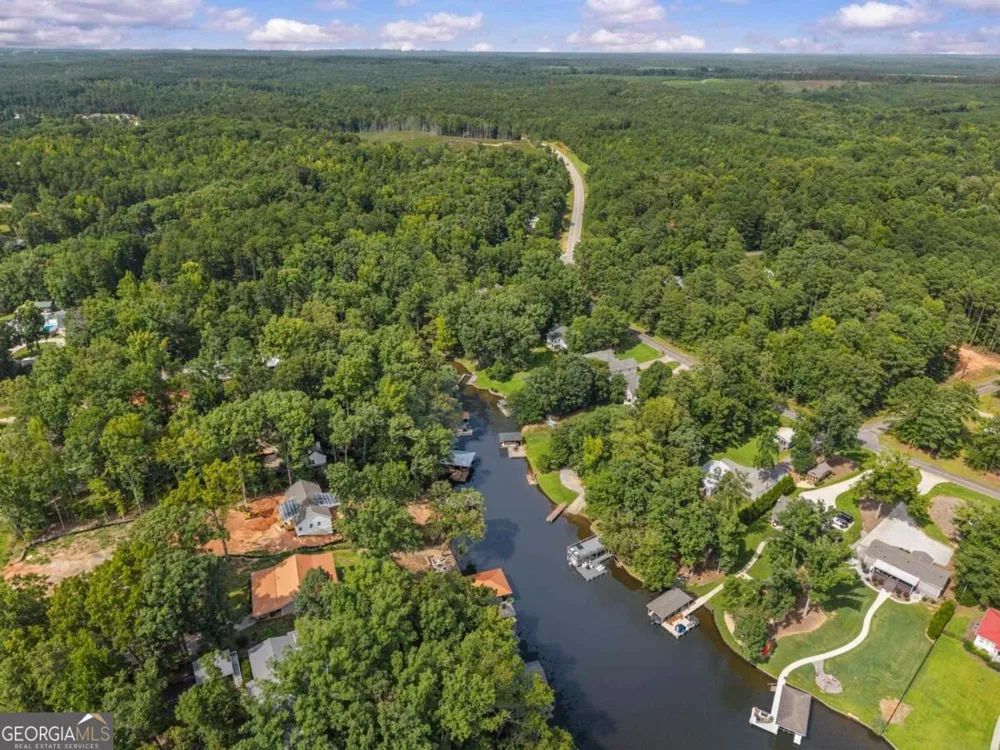 197 Southshore RD Eatonton, GA 31024