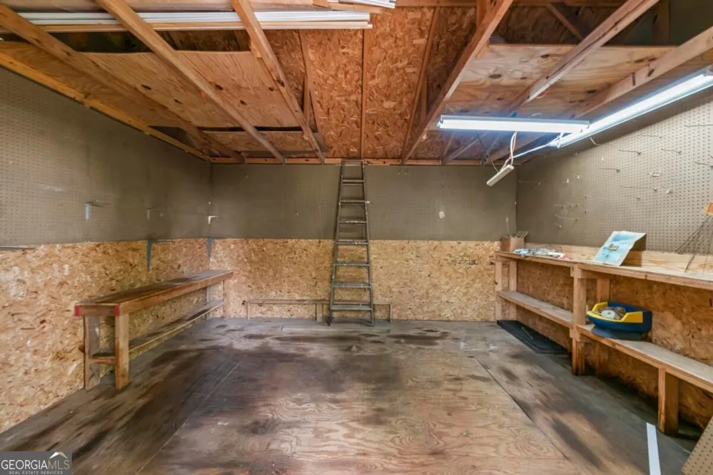 197 Southshore RD Eatonton, GA 31024