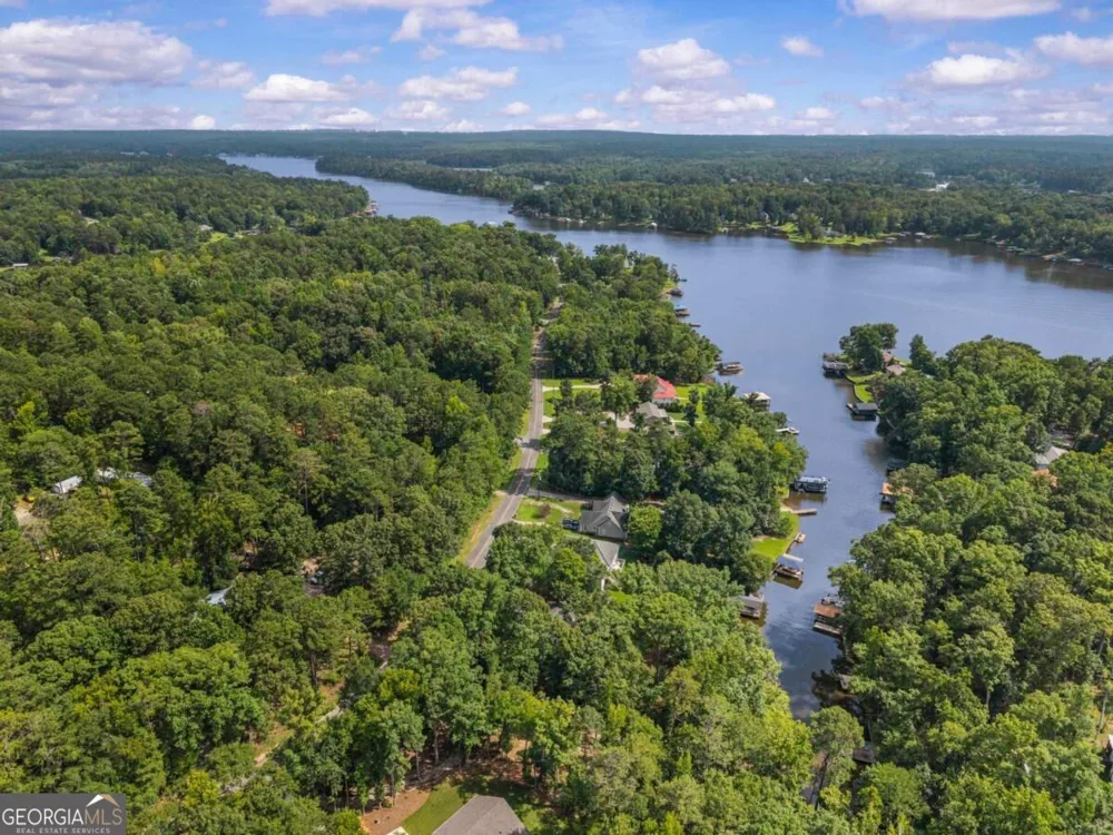 197 Southshore RD Eatonton, GA 31024