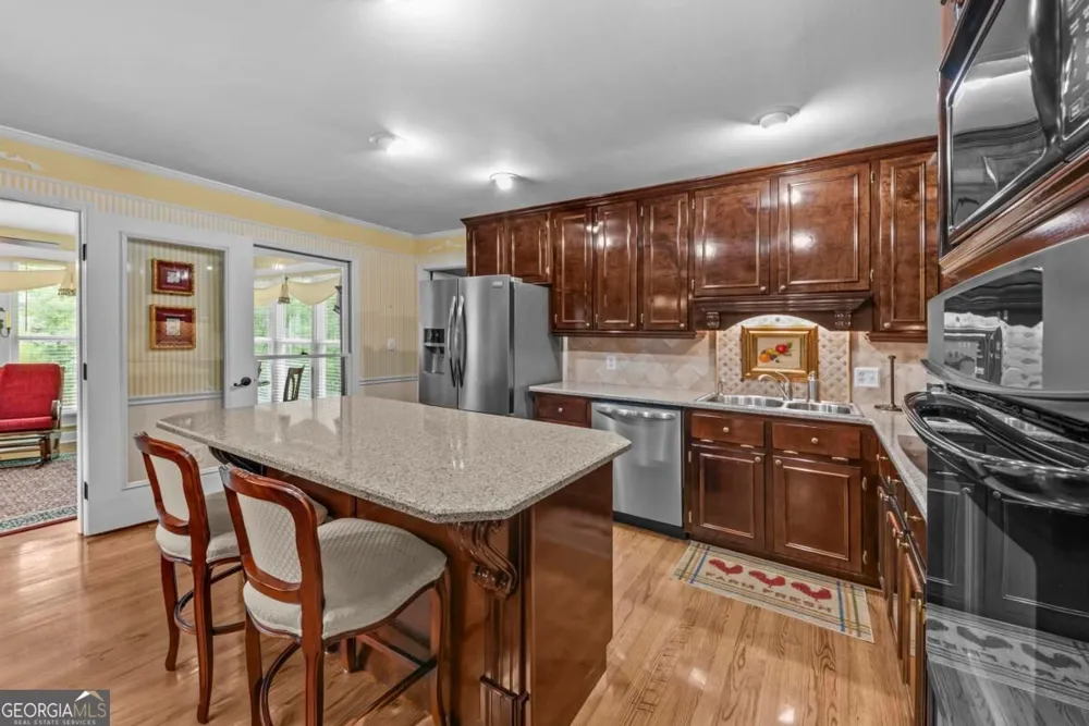 197 Southshore RD Eatonton, GA 31024