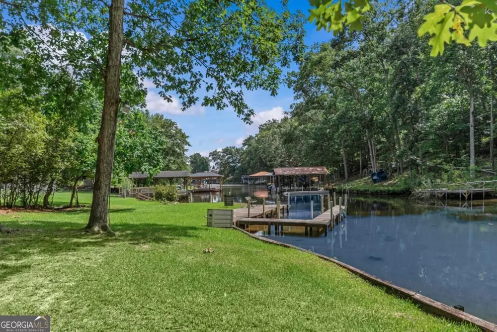 197 Southshore RD Eatonton, GA 31024