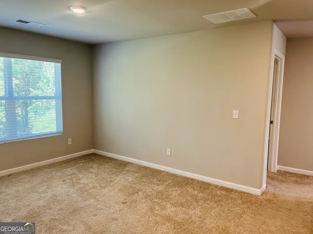 138 Silver Birch PASS Newnan, GA 30265