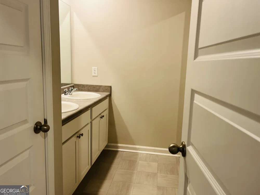 138 Silver Birch PASS Newnan, GA 30265