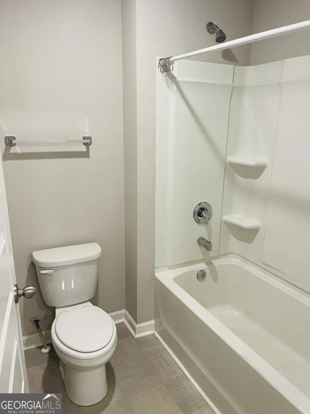 138 Silver Birch PASS Newnan, GA 30265