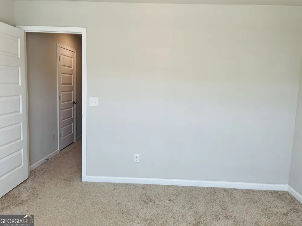 138 Silver Birch PASS Newnan, GA 30265
