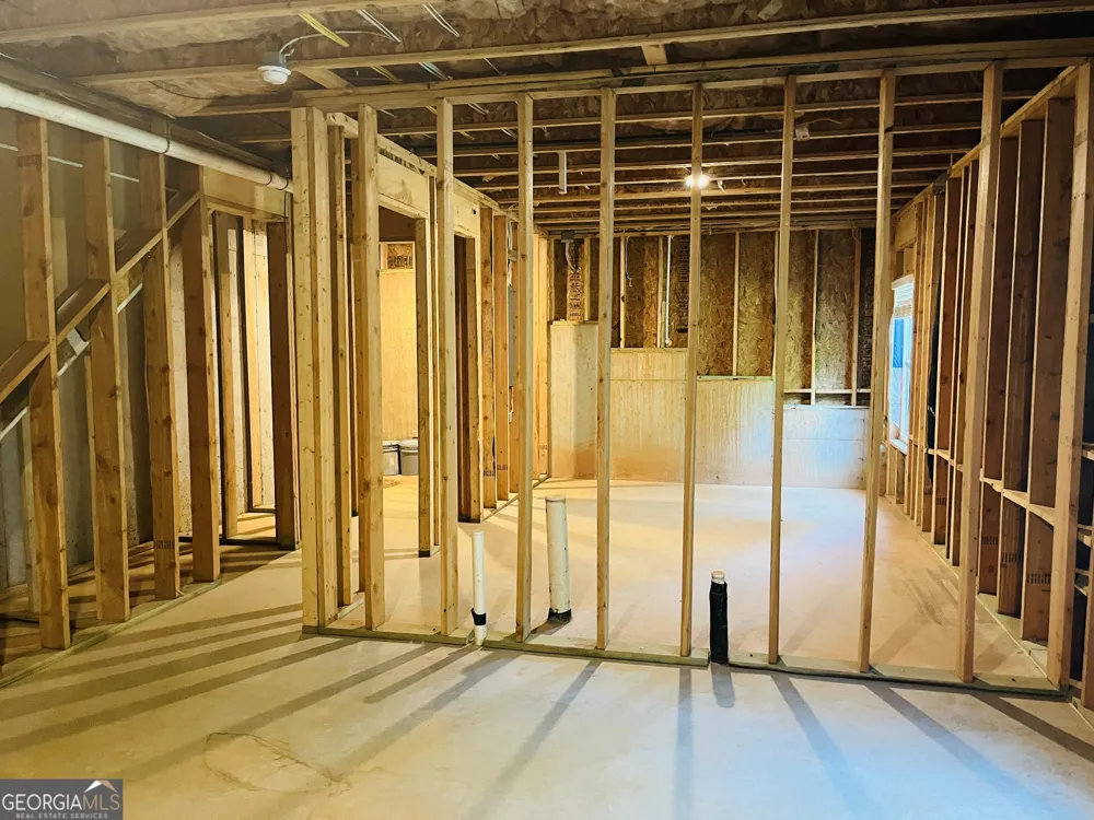 138 Silver Birch PASS Newnan, GA 30265