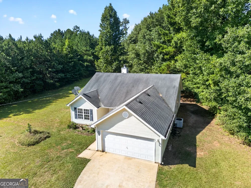 109 Anabelle LN Gay, GA 30218