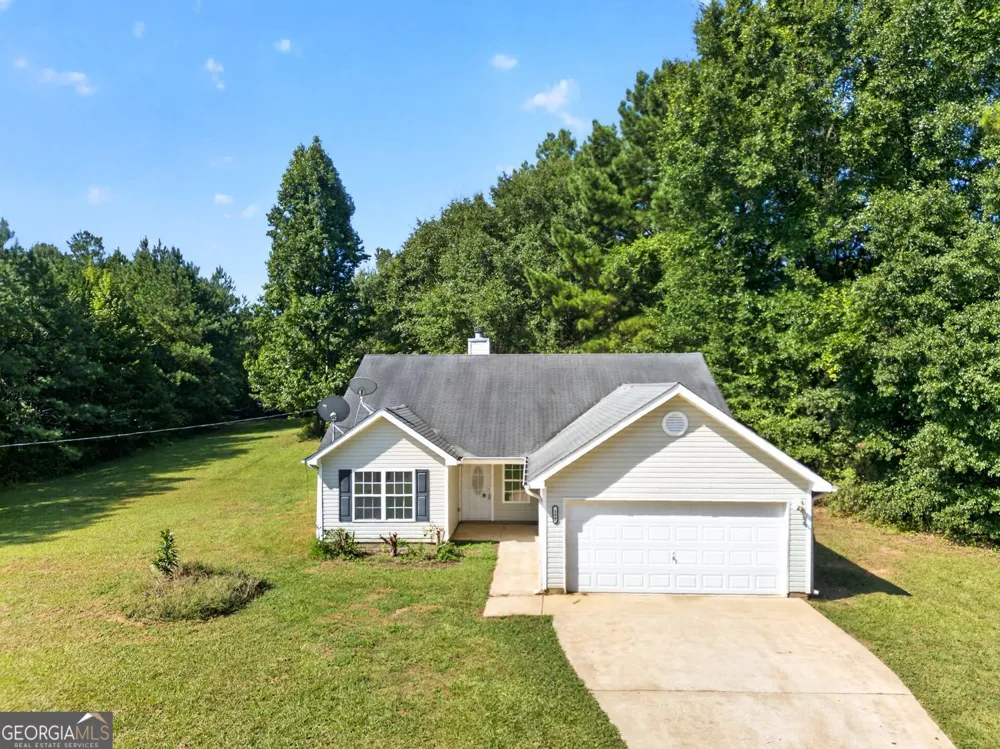 109 Anabelle LN Gay, GA 30218
