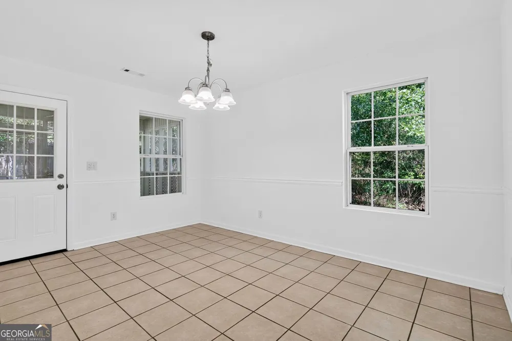 109 Anabelle LN Gay, GA 30218