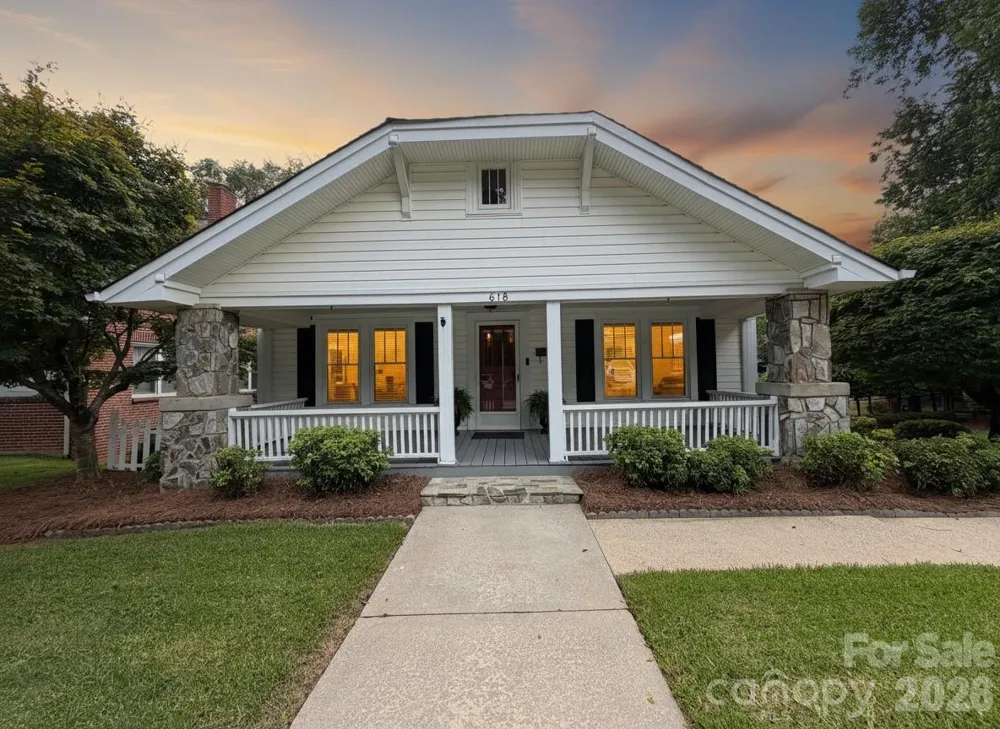618 S Poplar Street Lincolnton, NC 28092