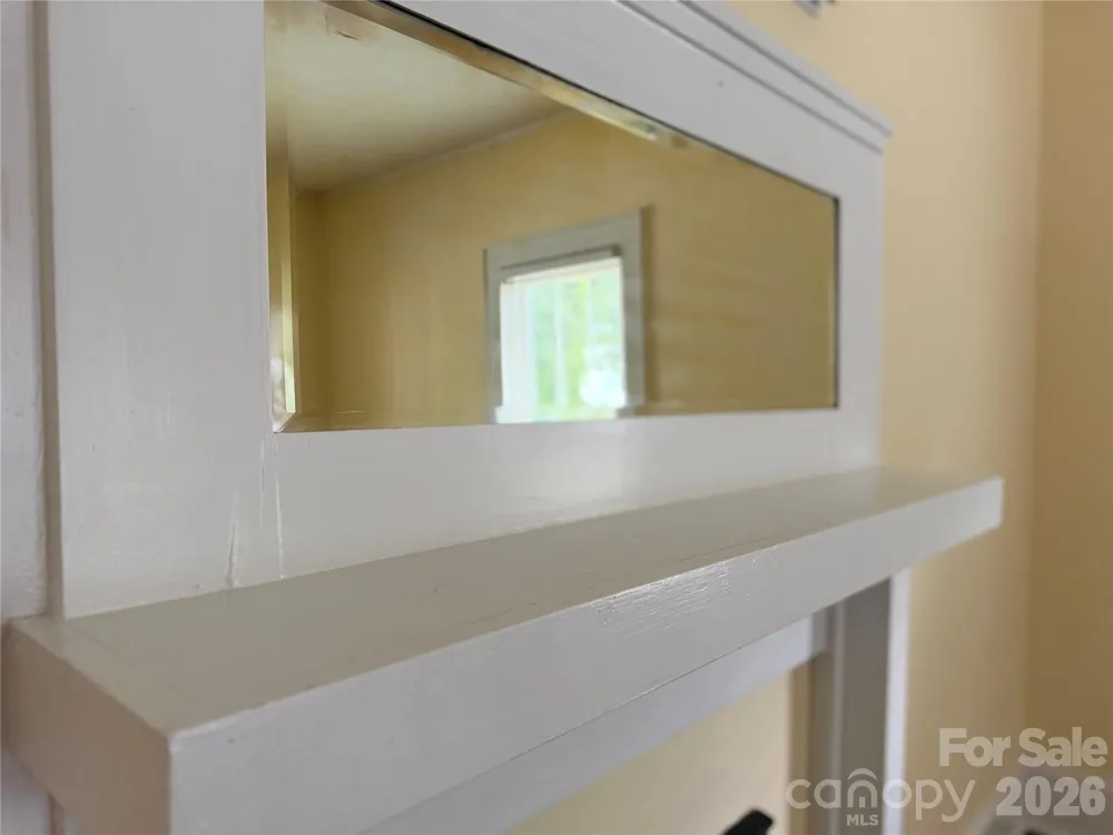 618 S Poplar Street Lincolnton, NC 28092
