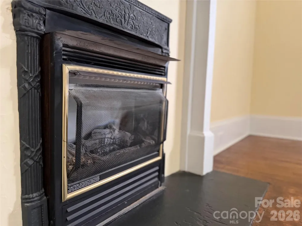 618 S Poplar Street Lincolnton, NC 28092