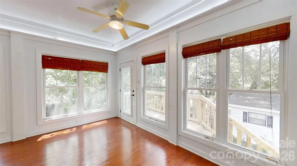 618 S Poplar Street Lincolnton, NC 28092