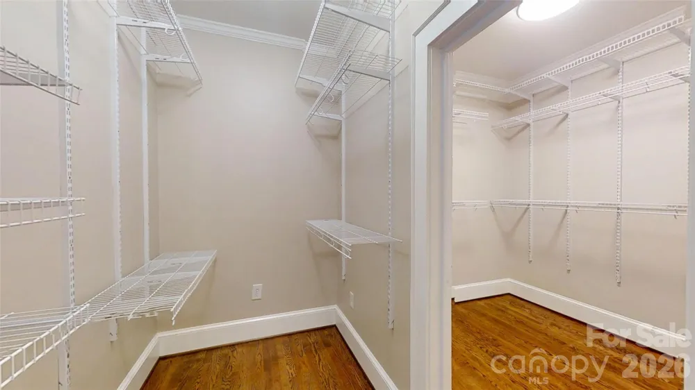 618 S Poplar Street Lincolnton, NC 28092