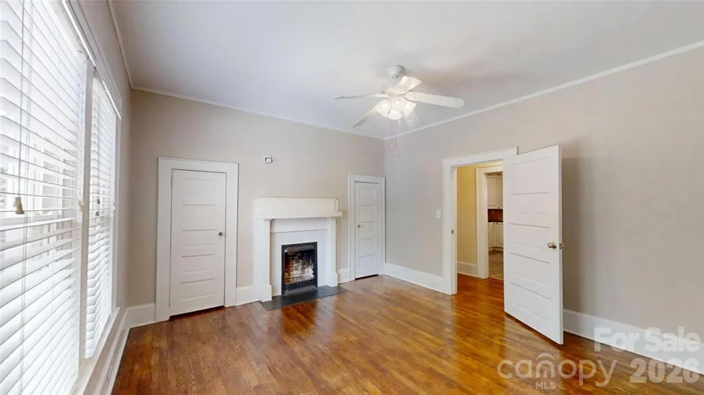 618 S Poplar Street Lincolnton, NC 28092