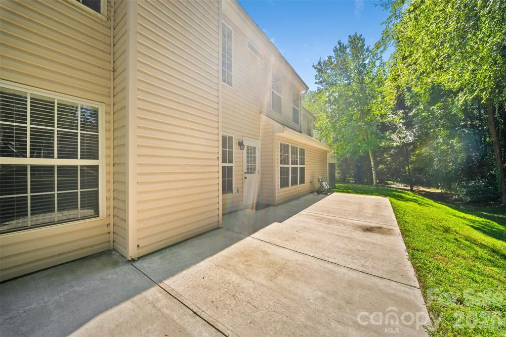7838 Cafferty Circle Charlotte, NC 28215