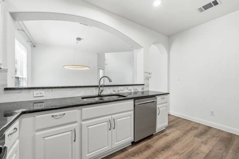 6708 Manchaca Road #4 Austin, TX 78745