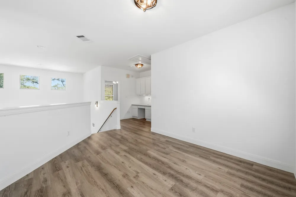 6708 Manchaca Road #4 Austin, TX 78745