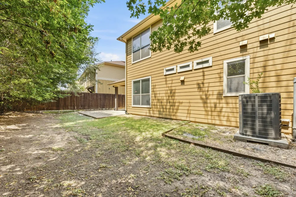 6708 Manchaca Road #4 Austin, TX 78745