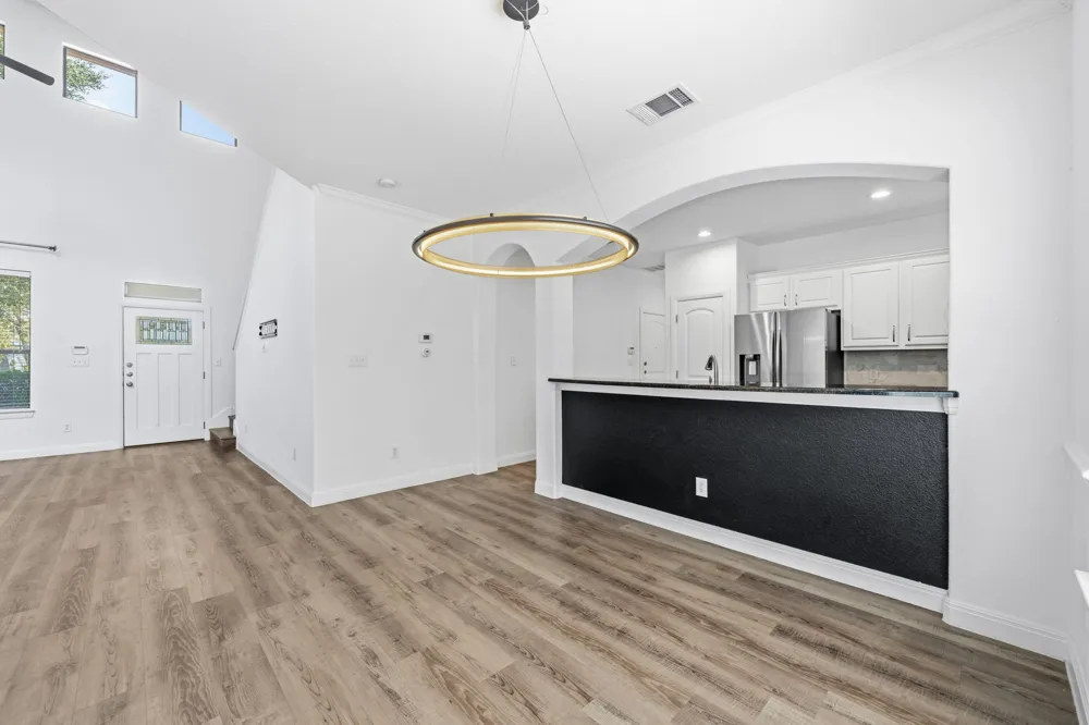 6708 Manchaca Road #4 Austin, TX 78745