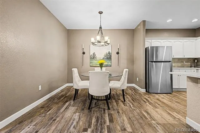 8496 S Hoyt Way #206 Littleton, CO 80128