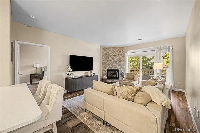 8496 S Hoyt Way #206 Littleton, CO 80128