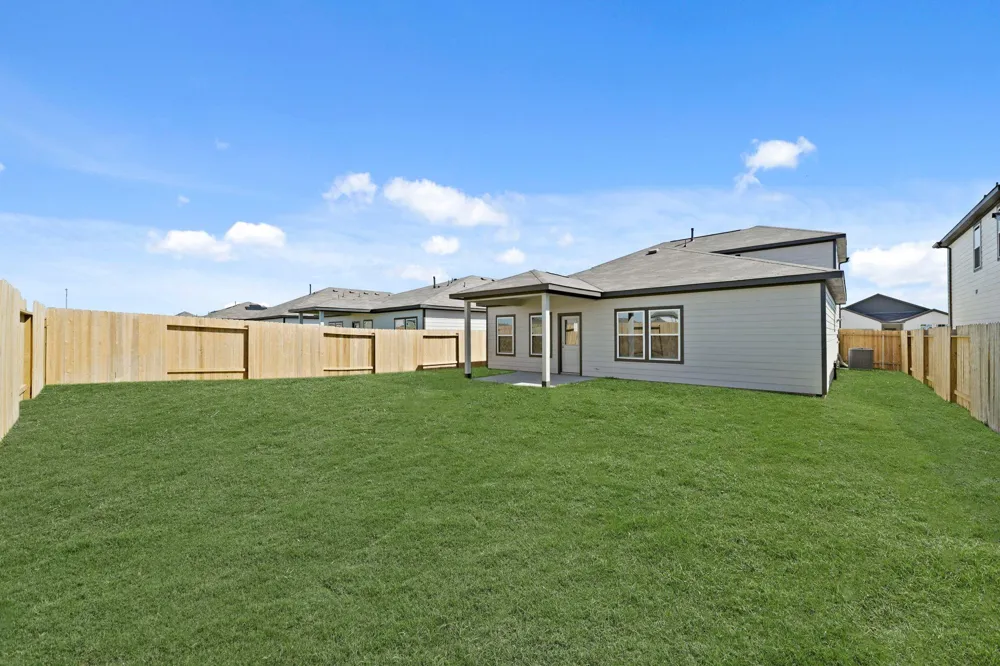 17231 White Peace Drive Waller, TX 77484