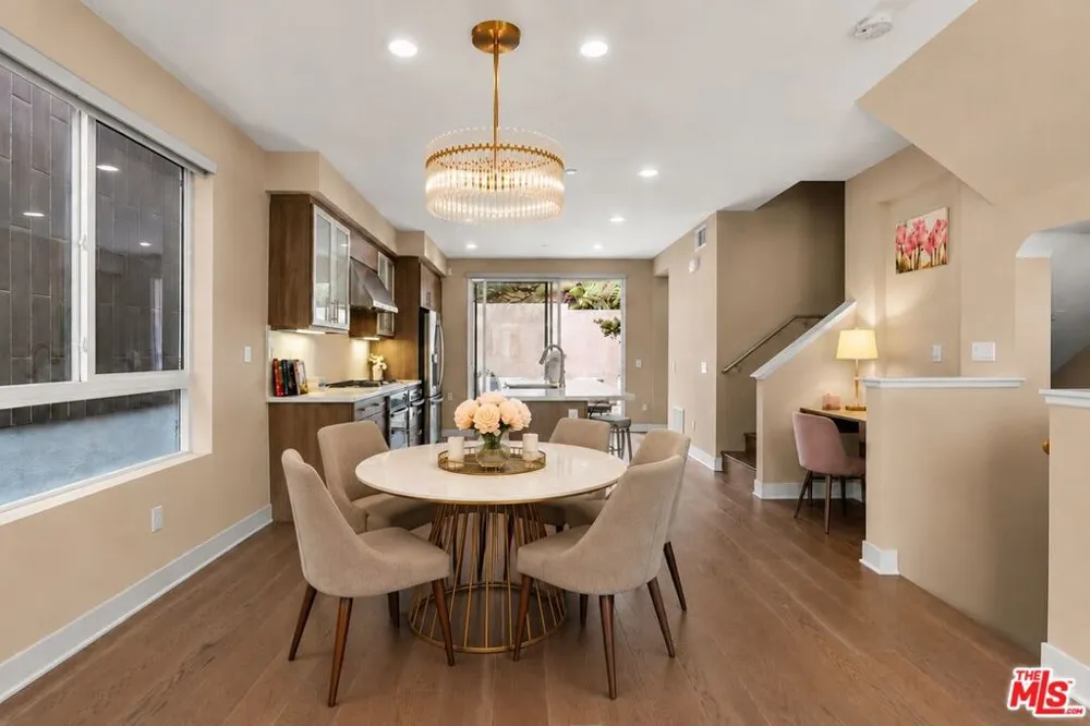 6749 Gill Way Los Angeles, CA 90068