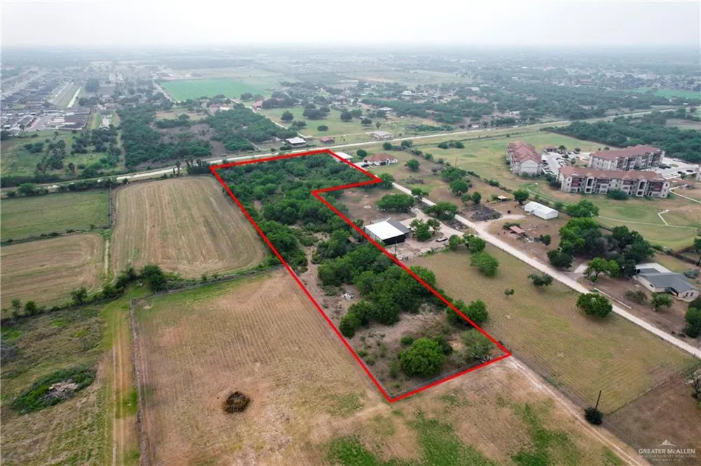 1015 Shary Road Alton, TX 78573