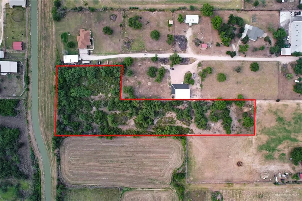 1015 Shary Road Alton, TX 78573