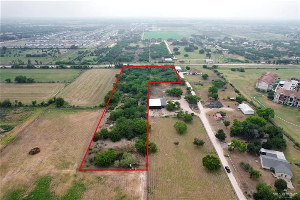 1015 Shary Road Alton, TX 78573