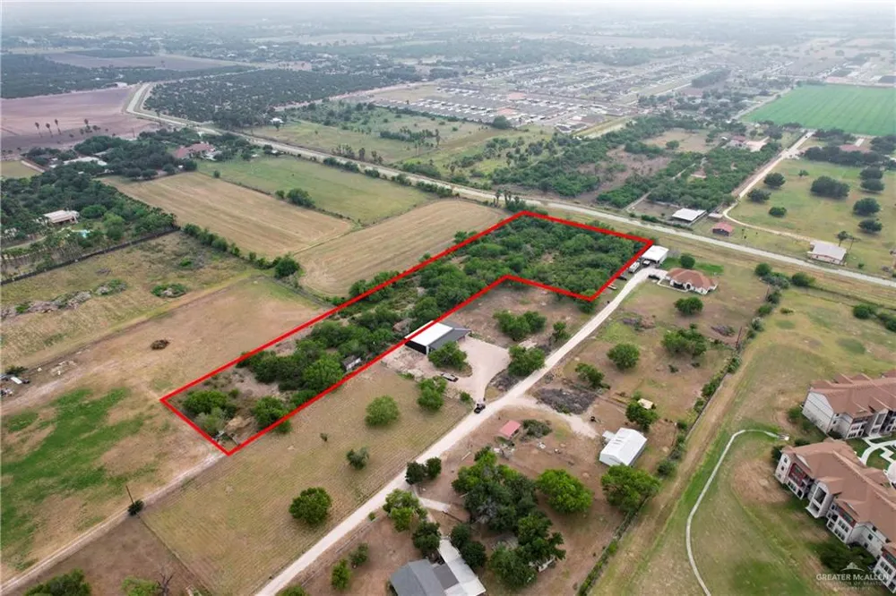 1015 Shary Road Alton, TX 78573