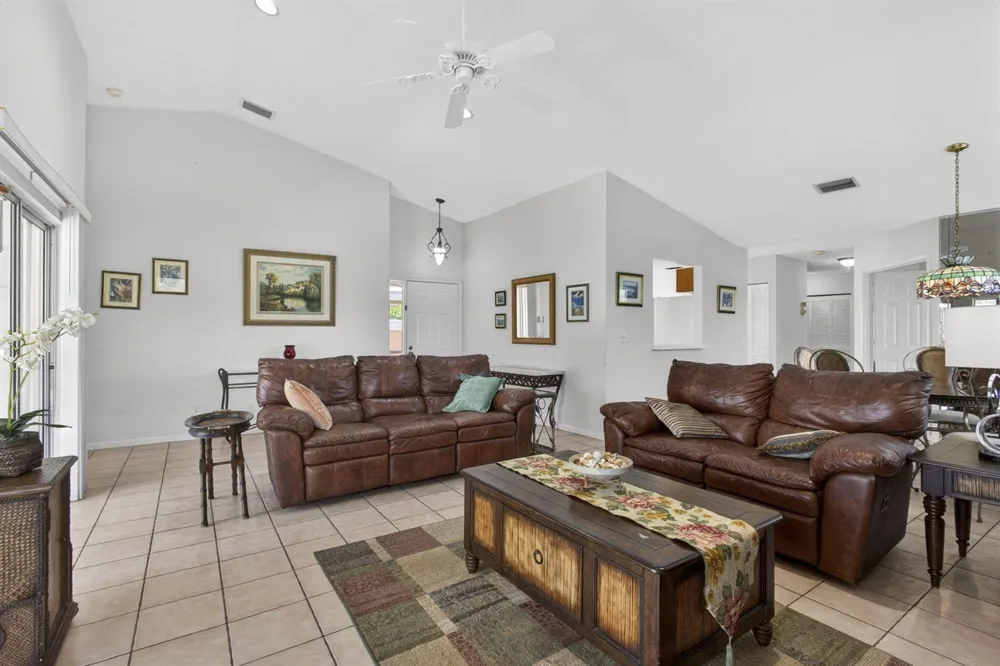 2580 Neaton Court Wellington, FL 33414