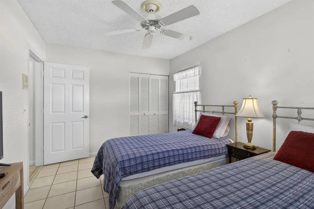 2580 Neaton Court Wellington, FL 33414