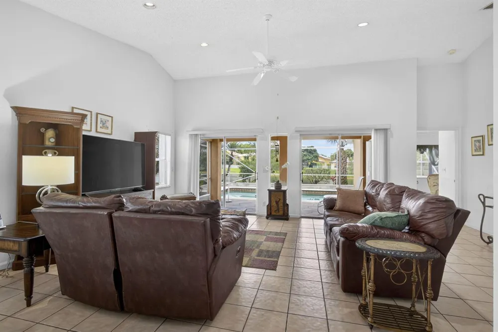 2580 Neaton Court Wellington, FL 33414