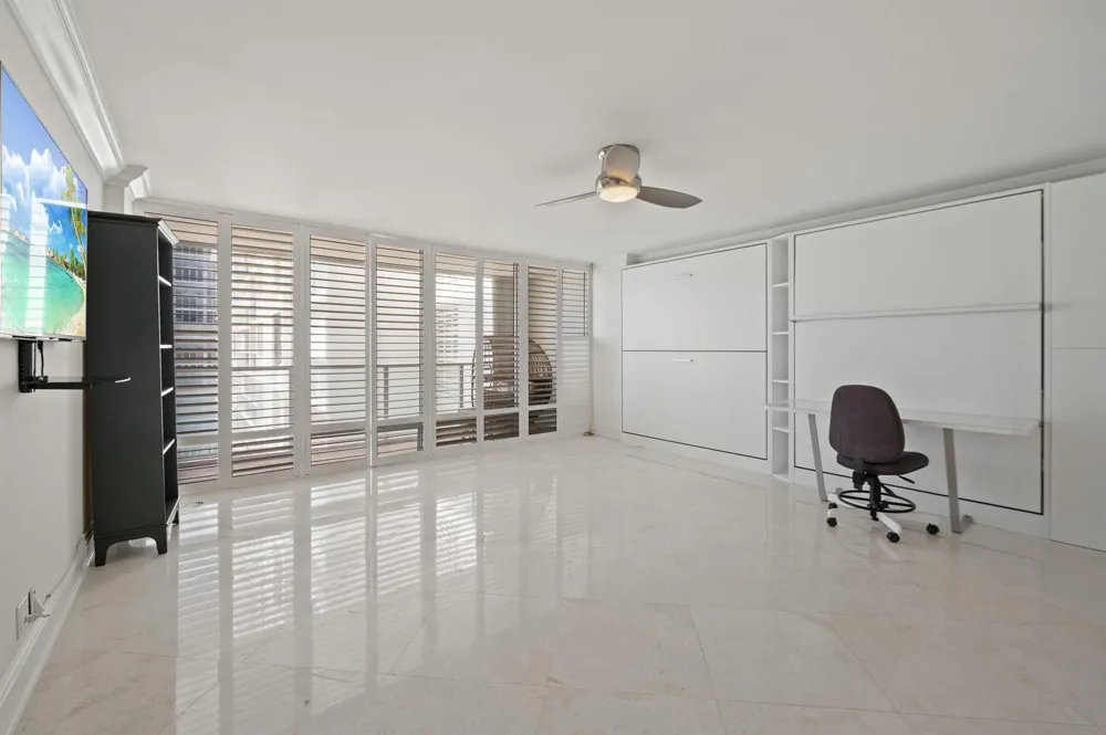 4300 Ocean Boulevard #16G Fort Lauderdale, FL 33308