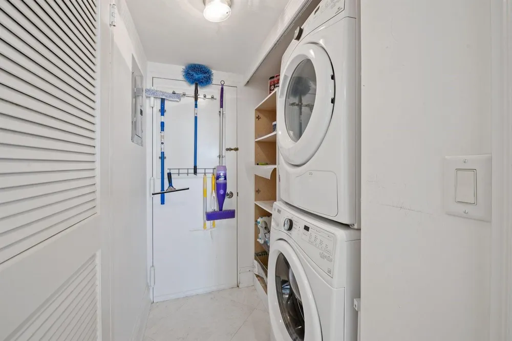 4300 Ocean Boulevard #16G Fort Lauderdale, FL 33308