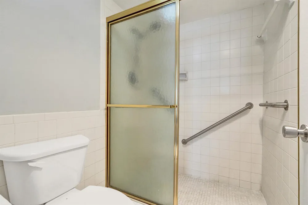 308 GOLFVIEW ROAD #406 North Palm Beach, FL 33408