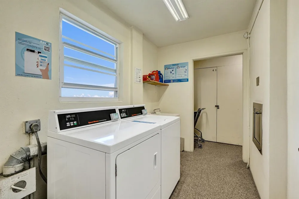 308 GOLFVIEW ROAD #406 North Palm Beach, FL 33408