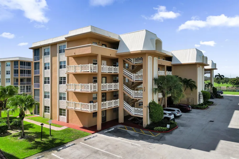 308 GOLFVIEW ROAD #406 North Palm Beach, FL 33408
