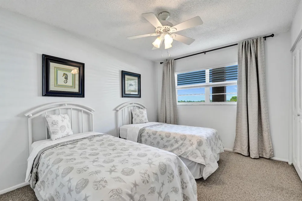 308 GOLFVIEW ROAD #406 North Palm Beach, FL 33408